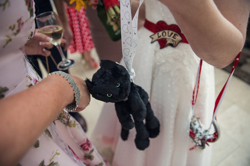 The-couture-company-bespoke-unique-creative-designer-wedding-dresses-bridal-gowns-Becky-simon-Assassynation-10085 (16)