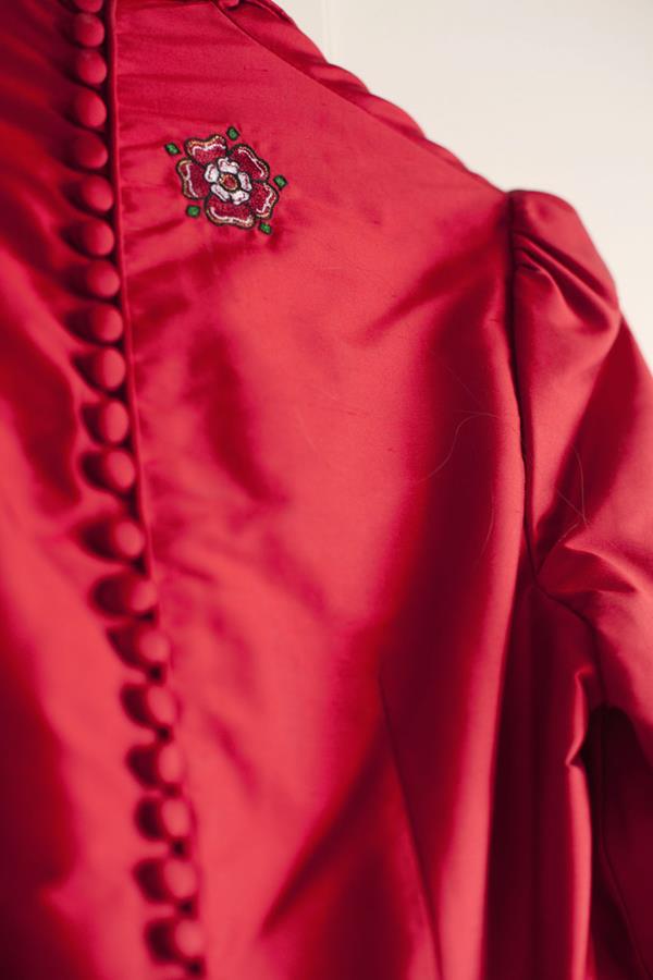 The-couture-company-alterantive-bespoke-wedding-dresses-Regula-Red-dress (1)