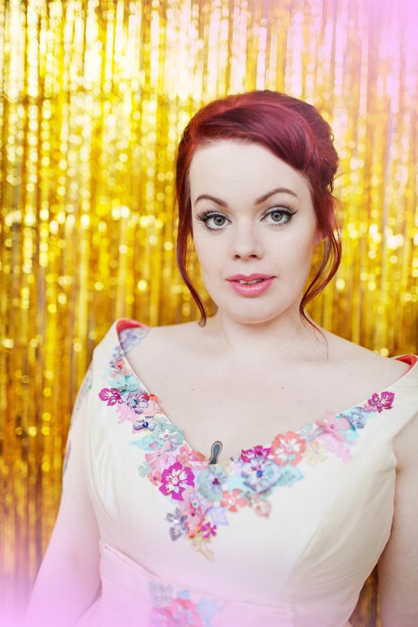 The-couture-company-alternative-bespoke-custom-made-wedding-quirky-dresses-1950s-hilo-vintage-lace-coloured-lace-dress-bride-plus-size-curvy-larger-brides-corsets-corstted-emma-case (28) (Copy)
