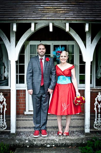 The-couture-company-alternative-bespoke-custom-made-wedding-quirky-dresses-rockabilly-1950s-tea-length-swing-vintage-crane–embroidered-dress-bride-obi-red-heart-short (24)